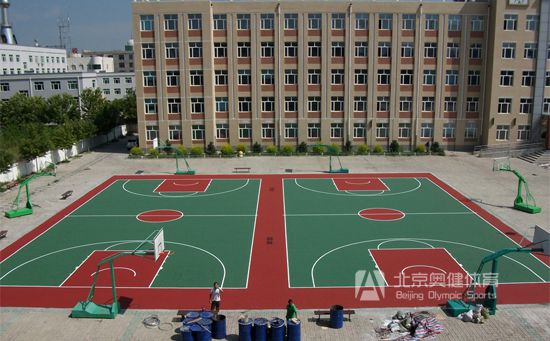 丙烯酸籃球場建設(shè)標(biāo)準(zhǔn)及施工步驟